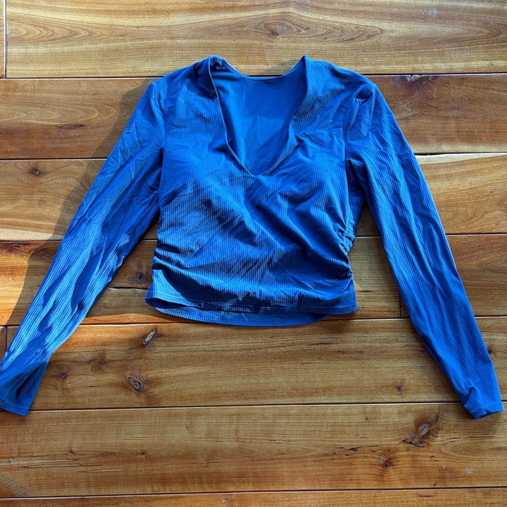 lululemon athletica all it takes v-neck long sleeve shirt with built in bra